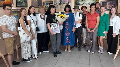 У луцькій галереї відкрили виставку картин художника з передової У луцькій галереї відкрили виставку картин художника з передової