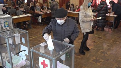 На Тернопільщині у громаді вперше обирають голову і депутатів