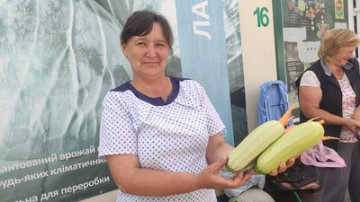Продавчиння