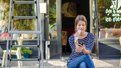 В Івано-Франківську молодь запрошують до участі в мистецькому проєкті "Драбина" В Івано-Франківську молодь запрошують до участі в мистецькому проєкті "Драбина"
