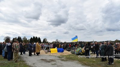 Житомирщина прощається зі своїми героями-оборонцями Житомирщина прощається зі своїми героями-оборонцями