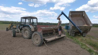 Як триває посівна після водопілля на Черкащині Як триває посівна після водопілля на Черкащині