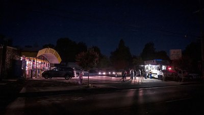 Лісові пожежі в Каліфорнії: 50 тисяч людей залишилися без електроенергії