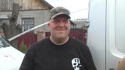 Волонтери Німеччина гуманітарна допомога жителі Слов'янськ Донеччина Волонтери Німеччина гуманітарна допомога жителі Слов'янськ Донеччина