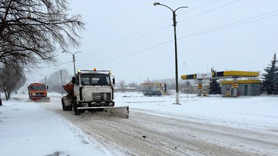 Снігопад у Донецькій області. Всі автошляхи відкриті — ОВА