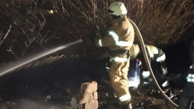 Під Херсоном цієї ночі згорів приватний будинок