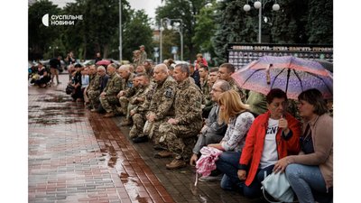 Запалив не одну сотню сердець: у Черкасах попрощалися з координатором "Поклику Яру" Запалив не одну сотню сердець: у Черкасах попрощалися з координатором "Поклику Яру"