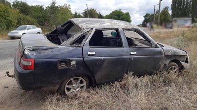 На Сумщині перекинулася автівка: одну людину госпіталізували - поліція
