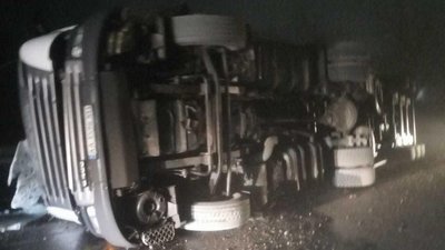 Внаслідок ДТП на Миколаївщині загинув водій вантажівки Внаслідок ДТП на Миколаївщині загинув водій вантажівки