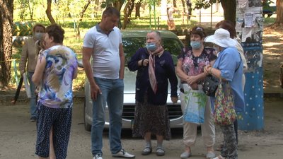 Через реконструкцію магазину страйкували мешканці черкаської багатоповерхівки Через реконструкцію магазину страйкували мешканці черкаської багатоповерхівки