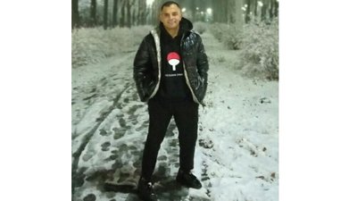 Загадуватимуть, аби Україна перемогла. Історії двох родин, які зустрічатимуть Новий рік не вдома Загадуватимуть, аби Україна перемогла. Історії двох родин, які зустрічатимуть Новий рік не вдома