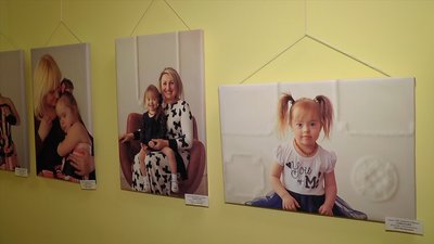"Світло в тобі": в Миколаєві відкрилась виставка, присвячена дітям із синдромом Дауна "Світло в тобі": в Миколаєві відкрилась виставка, присвячена дітям із синдромом Дауна