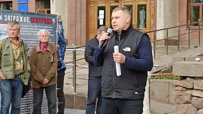 "Захистимо екологію Миколаївщини": під стінами облдержадміністрації відбулась екоакція "Захистимо екологію Миколаївщини": під стінами облдержадміністрації відбулась екоакція