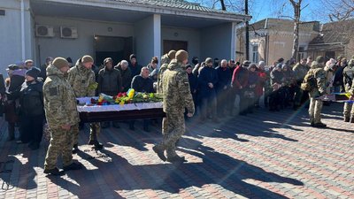 У Черкасах прощались із загиблим військовим