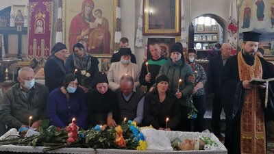 У військового залишилися дружина та 16-річна донька У військового залишилися дружина та 16-річна донька
