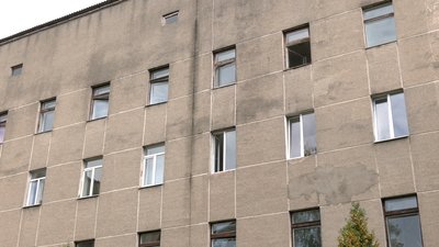 Спецкомісія підраховує збитки, завдані чотирма авіаударами по Сарнах на Рівнененщині Спецкомісія підраховує збитки, завдані чотирма авіаударами по Сарнах на Рівнененщині
