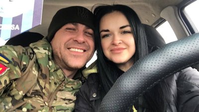 "Безвісти зниклі — не значить забуті": історія Катерини, яка чекає чоловіка "Безвісти зниклі — не значить забуті": історія Катерини, яка чекає чоловіка