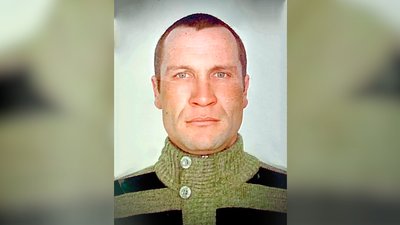 На Чернігівщині попрощалися з трьома військовими ЗСУ, які загинули під час виконання бойових завдань На Чернігівщині попрощалися з трьома військовими ЗСУ, які загинули під час виконання бойових завдань
