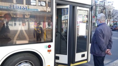 Старші 60 років люди мають перебувати в самоізоляції під час карантину Старші 60 років люди мають перебувати в самоізоляції під час карантину