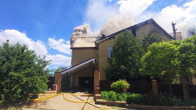 Рятувальники під обстрілами гасили пожежі у Малоданилівській ОТГ