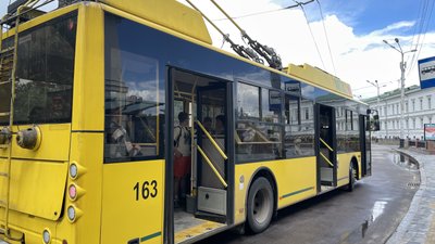 У Полтаві тролейбуси тимчасово не курсують до Левади: без світла 18 червня сотні вулиць