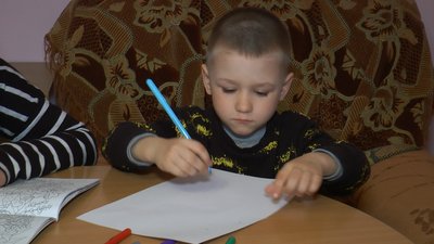 Переїхали з Рубіжного на Франківщину. Історія дитячого будинку сімейного типу родини Целухіних Переїхали з Рубіжного на Франківщину. Історія дитячого будинку сімейного типу родини Целухіних