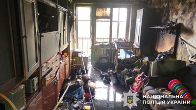 Квартира у Дружківці Донецької області після пожежі внаслідок російського удару
