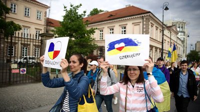 Українці у Варшаві подякували Польщі за гостинність і допомогу Українці у Варшаві подякували Польщі за гостинність і допомогу