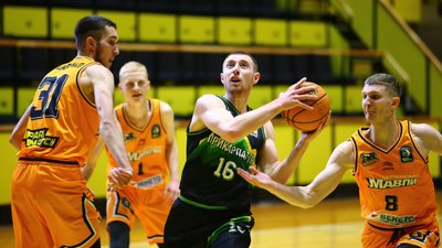 Перша перемога сезону: "Черкаські Мавпи" виграли поєдинок проти команди з Івано-Франківська Перша перемога сезону: "Черкаські Мавпи" виграли поєдинок проти команди з Івано-Франківська