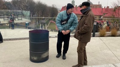 "Біля вогню та барикади". Святкування річниці Революції Гідності у Львові "Біля вогню та барикади". Святкування річниці Революції Гідності у Львові