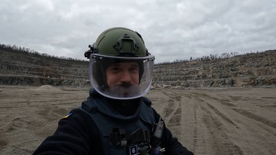 Знайшов себе у саперській справі: житомирянин Дмитро Коваль двічі розміновував деокуповану Херсонщину Знайшов себе у саперській справі: житомирянин Дмитро Коваль двічі розміновував деокуповану Херсонщину