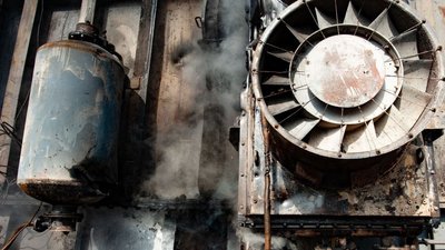 На Сумщині без електроенергії залишаються майже 5 тисяч абонентів На Сумщині без електроенергії залишаються майже 5 тисяч абонентів