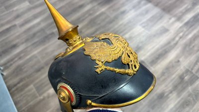 Військовий шолом 1915 року