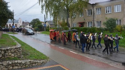 Був єдиним сином у батьків: на Тернопільщині попрощалися із бійцем Володимиром Гарником Був єдиним сином у батьків: на Тернопільщині попрощалися із бійцем Володимиром Гарником