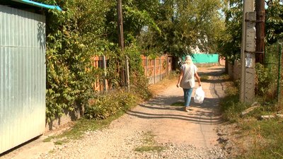 З’ясовували, чия труба: мешканці мікрорайону Вінниці п’ять днів були без води З’ясовували, чия труба: мешканці мікрорайону Вінниці п’ять днів були без води