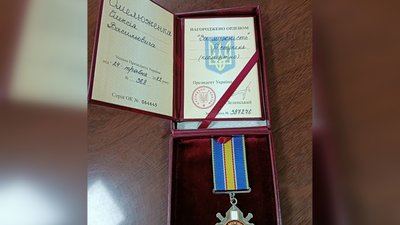 На Полтавщині мати загиблого воїна отримала орден сина
