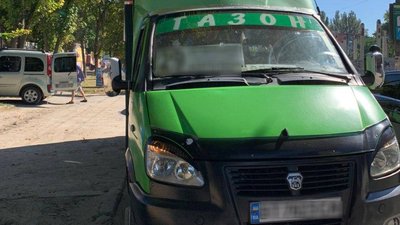 У Херсоні поліція оштрафувала водія маршрутки за "перебір" пасажирів