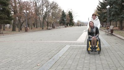 У Херсоні перевірили, наскільки місто доступне для людей з інвалідністю У Херсоні перевірили, наскільки місто доступне для людей з інвалідністю