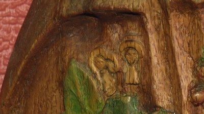 Ікони, картини та мініатюри – житомирянин Володимир Берелет 30 років різьбить по дереву Ікони, картини та мініатюри – житомирянин Володимир Берелет 30 років різьбить по дереву