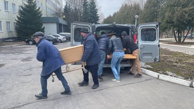 Німецькі благодійники подарували ліжка Сумському обласному госпіталю ветеранів війни