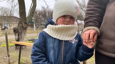 Транзитне село для російських колон: як Більмачівка оговтується від постійних обстрілів Транзитне село для російських колон: як Більмачівка оговтується від постійних обстрілів