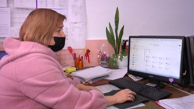 Учні Сватівської школи переходять на дистанційне навчання