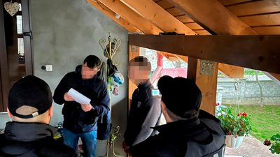 На Закарпатті викрили чоловіка, який виправдовував вторгнення РФ в Україну