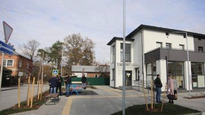 На Львівщині, через зараження коронавірусом лікарки, закрили амбулаторію