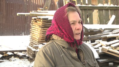 На мене падала стеля, а в сина поцілило скло із вікна – житомирянка про обстріли
