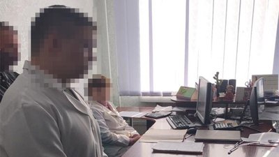 Програміст районної лікарні на Волині продавав фальсифіковані ковід-сертифікати