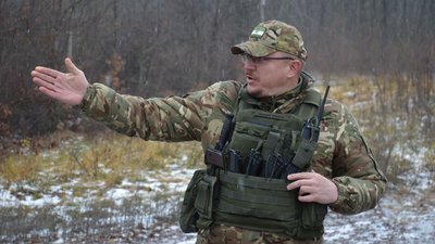 "Активність ворога підвищена. Це не критична межа". Інтерв'ю з комбригом харківської 127-ї бригади тероборони Грищенко "Активність ворога підвищена. Це не критична межа". Інтерв'ю з комбригом харківської 127-ї бригади тероборони Грищенко