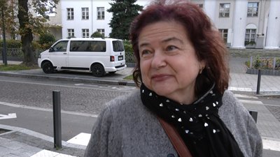 Купляють свічки та повербанки: львів'яни готуються до відключень електроенергії Купляють свічки та повербанки: львів'яни готуються до відключень електроенергії