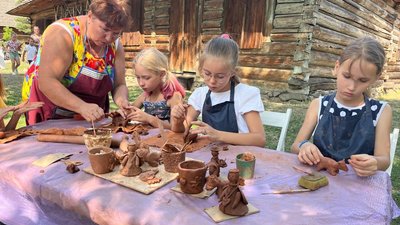 Нематеріальну культурну спадщину Закарпаття презентували в Ужгороді Нематеріальну культурну спадщину Закарпаття презентували в Ужгороді