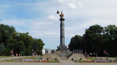 Монумент Слави у Полтаві: депутати облради не підтримали звернення до Мінкульту